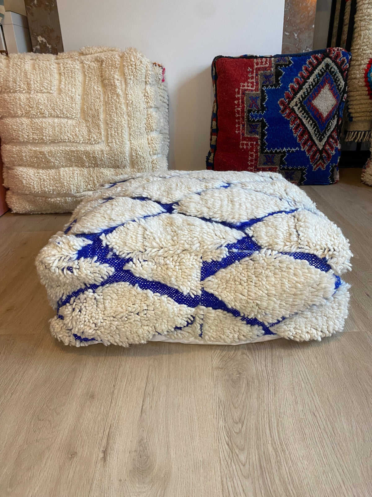 Neige & Indigo